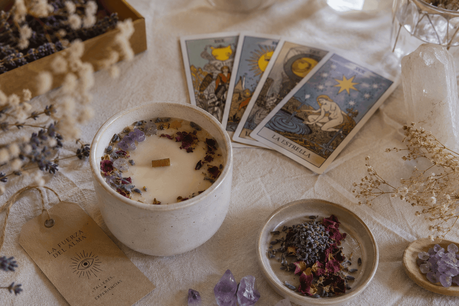 Taller especial Portal del León · Velas & tarot