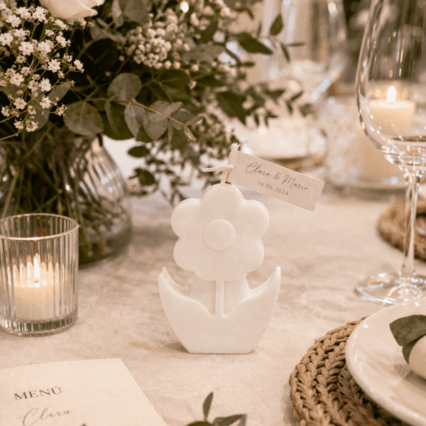 Vela Flor · detalle de boda con tarjeta personalizada